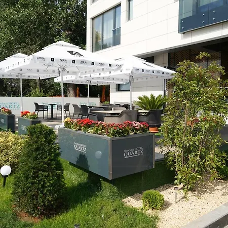 Quartz Boutique Mamaia