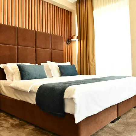 Quartz Boutique ママイア