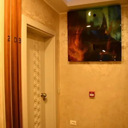 Quartz Boutique Hotel 4*
