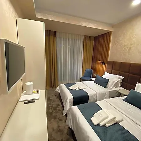 Hotel Quartz Boutique 4*