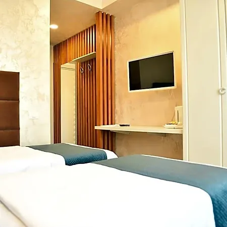 Hotel Quartz Boutique Mamaja