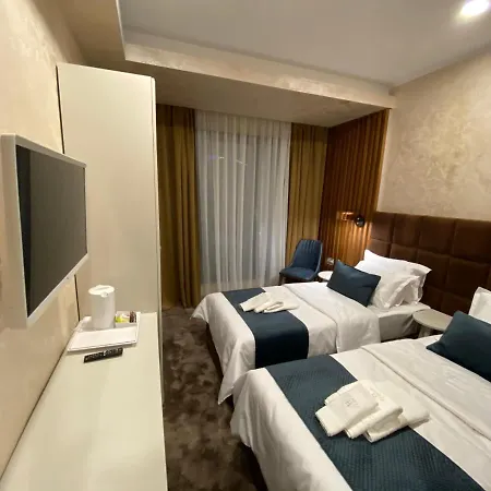 Quartz Boutique Hotel 4*
